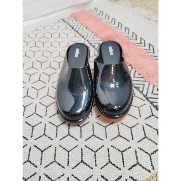 MELISSA SMART CLOG IN BLACK, SZ 6 - Picture 3 of 13
